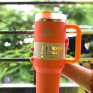 Stanley Quencher Tumbler – Orange